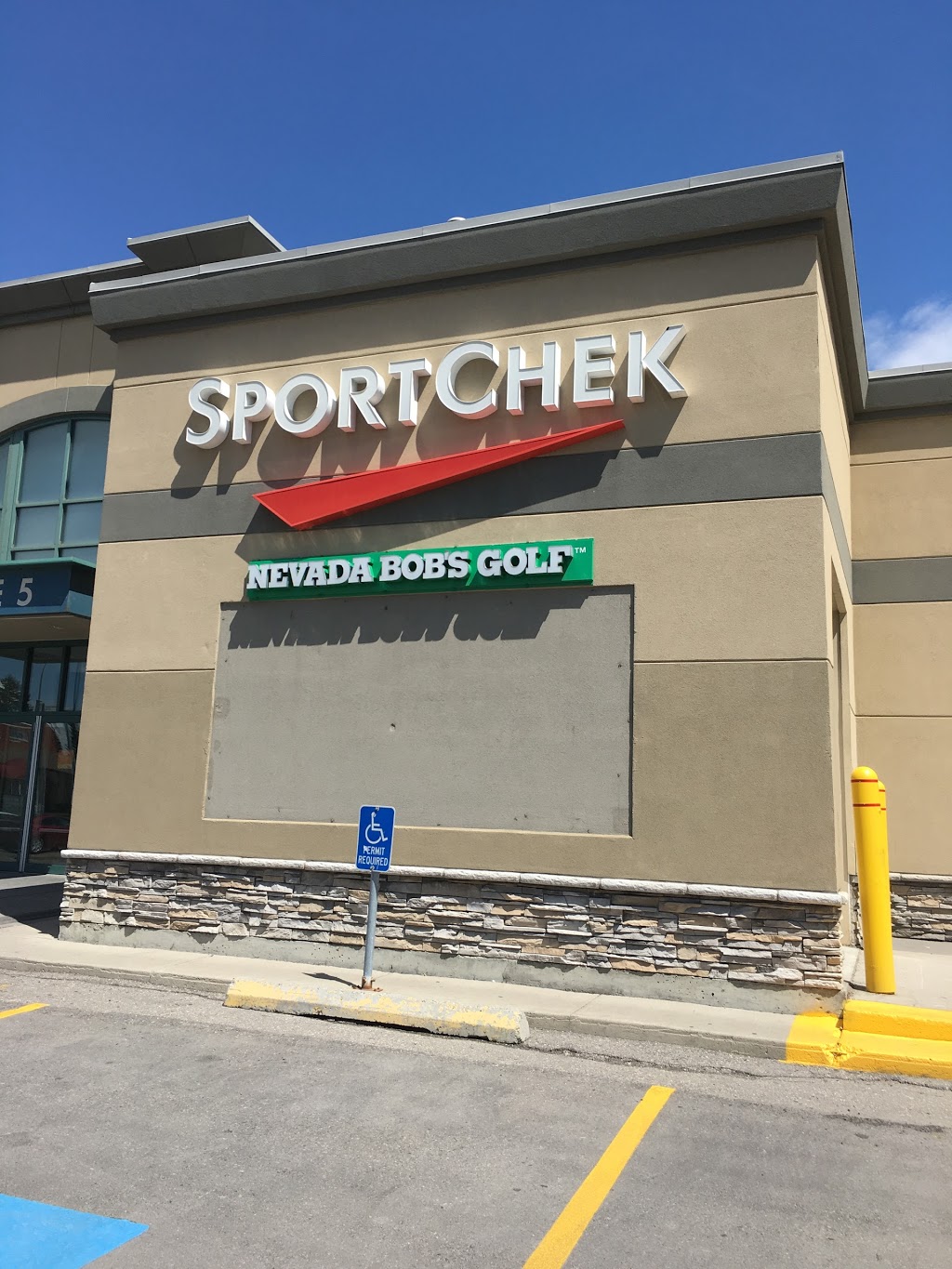 Sport Chek | 1200 37 St SW, Calgary, AB T3C 1S2, Canada | Phone: (403) 249-4303