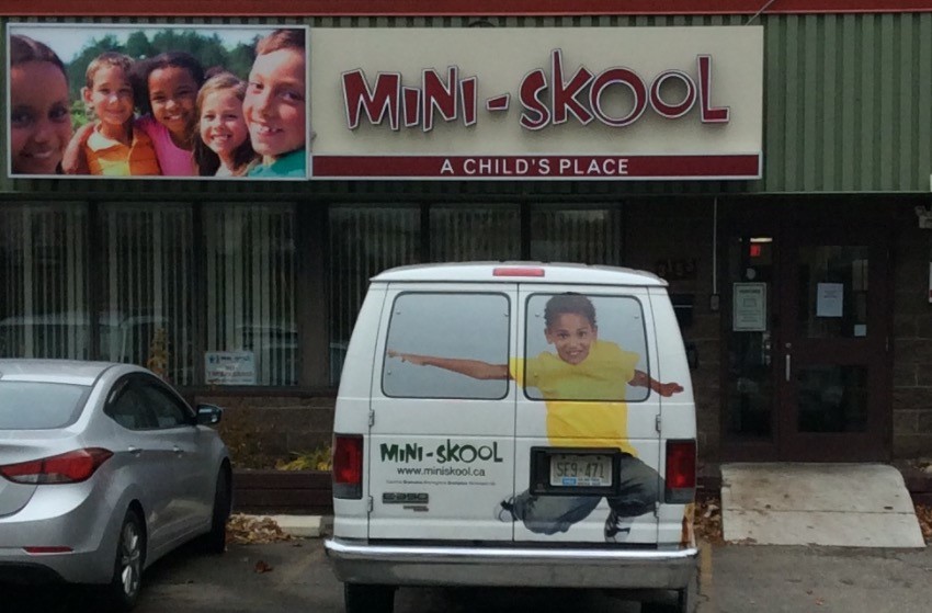 Mini Skool A Childs Place Inc. | 3153 Cawthra Road, Mississauga, ON L5A 2X4, Canada | Phone: (905) 276-3933