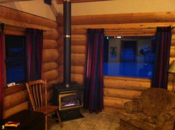 Summit Creek Cabins | Crowsnest Hwy, Coleman, AB T0K 0M0, Canada | Phone: (403) 563-8347