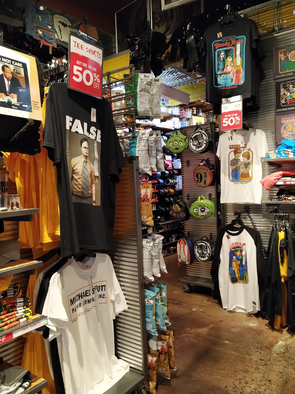 Spencers | Dufferin Mall, 900 Dufferin St, Toronto, ON M6H 4A9, Canada | Phone: (800) 762-0419