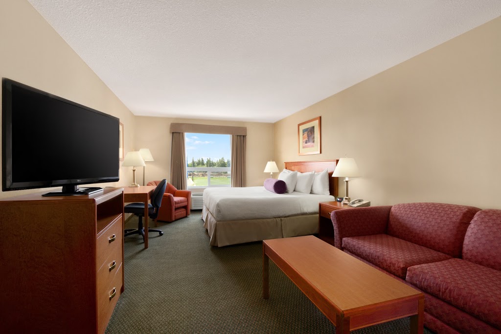 Days Inn by Wyndham Edmonton South | 10333 University Ave, Edmonton, AB T6E 6N5, Canada | Phone: (780) 430-0011