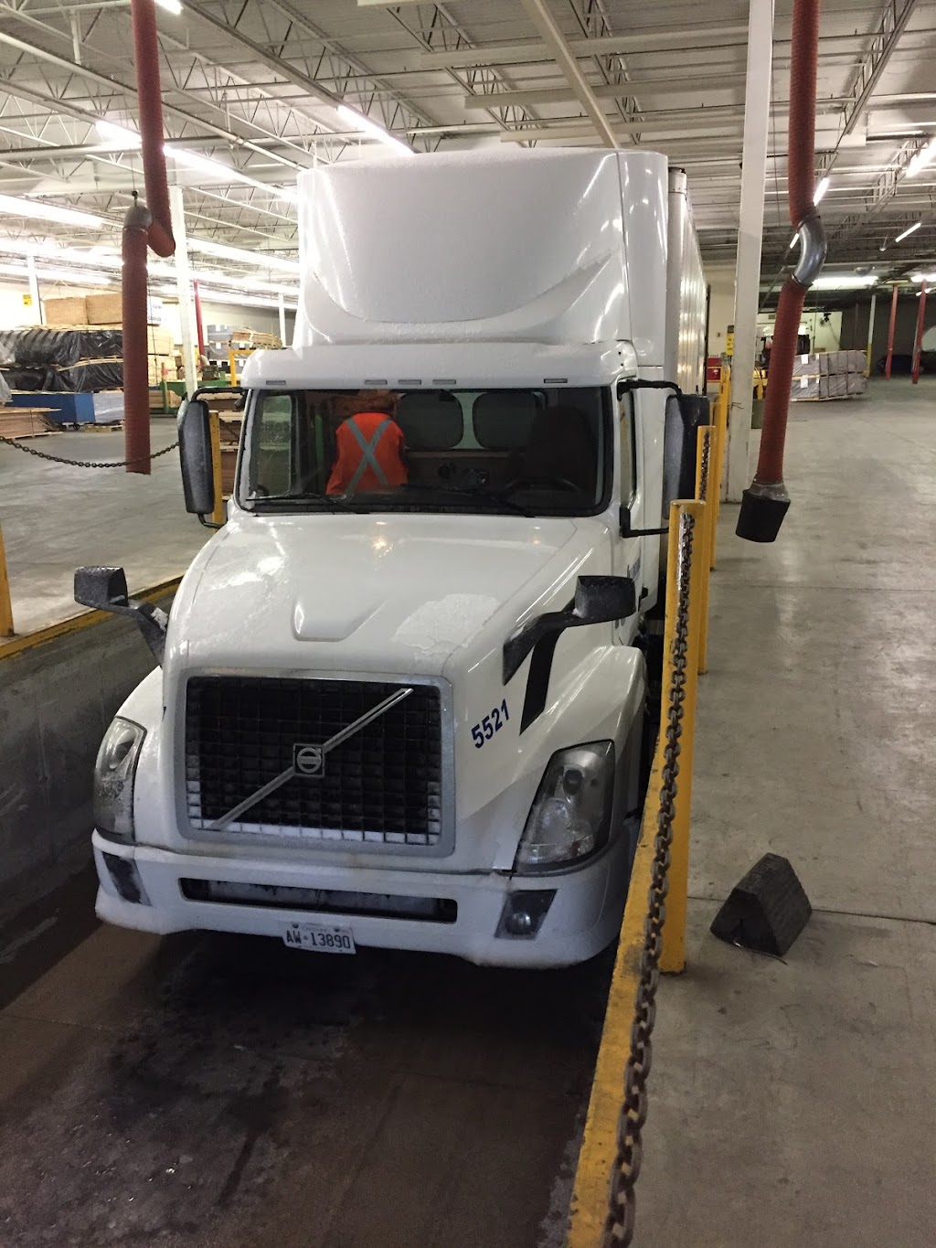 LOAD KING TRANSPORT INC. | 181 Trade Valley Dr, Woodbridge, ON L4H 3N6, Canada | Phone: (905) 794-2040