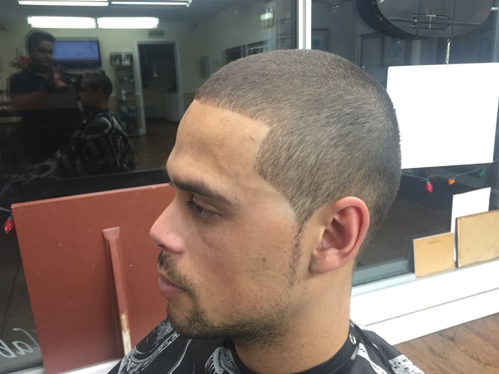 Victors Barber Shop | 410 Kerr St, Oakville, ON L6K 3C1, Canada | Phone: (905) 845-8511