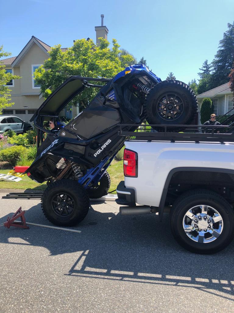 Canadian Towing | Tow Truck | Towing Services | 1609 Dublin St, New Westminster, BC V3M 2Z7, Canada | Phone: (604) 365-4611