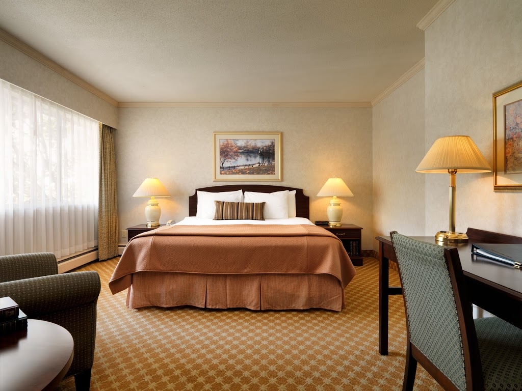 Royal Scot Hotel & Suites | 425 Quebec St, Victoria, BC V8V 1W7, Canada | Phone: (250) 388-5463