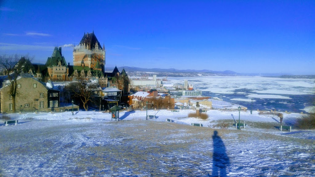 Pierre-Dugua-De-Mons Terrace | Parc des Champs de Bataille, Avenue Saint-Denis, Québec, QC G1R 4N2, Canada | Phone: (418) 649-6157