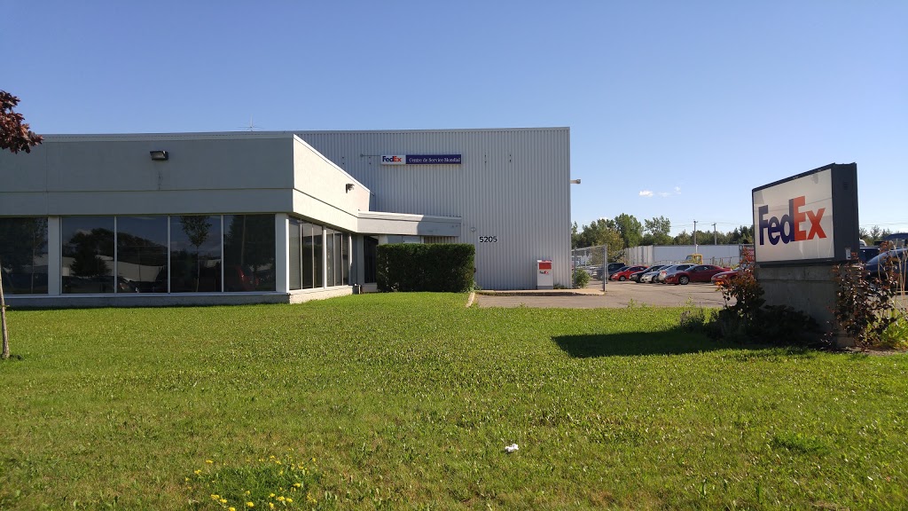 FedEx Ship Centre | 5205 Rue Rideau, Québec, QC G2E 5H5, Canada | Phone: (800) 463-3339