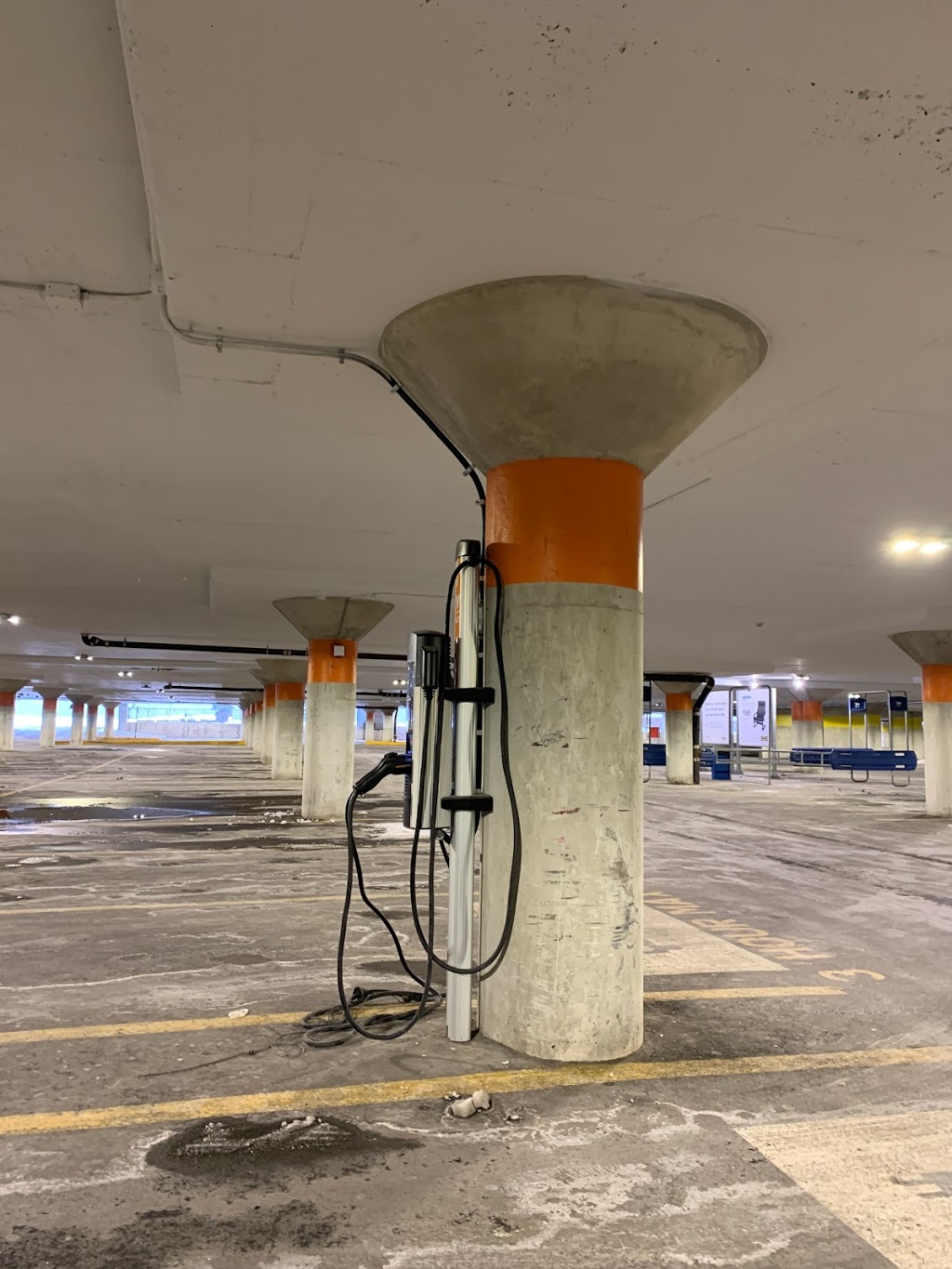 ChargePoint Charging Station | 1475 The Queensway, Etobicoke, ON M8Z 1T3, Canada | Phone: (888) 758-4389