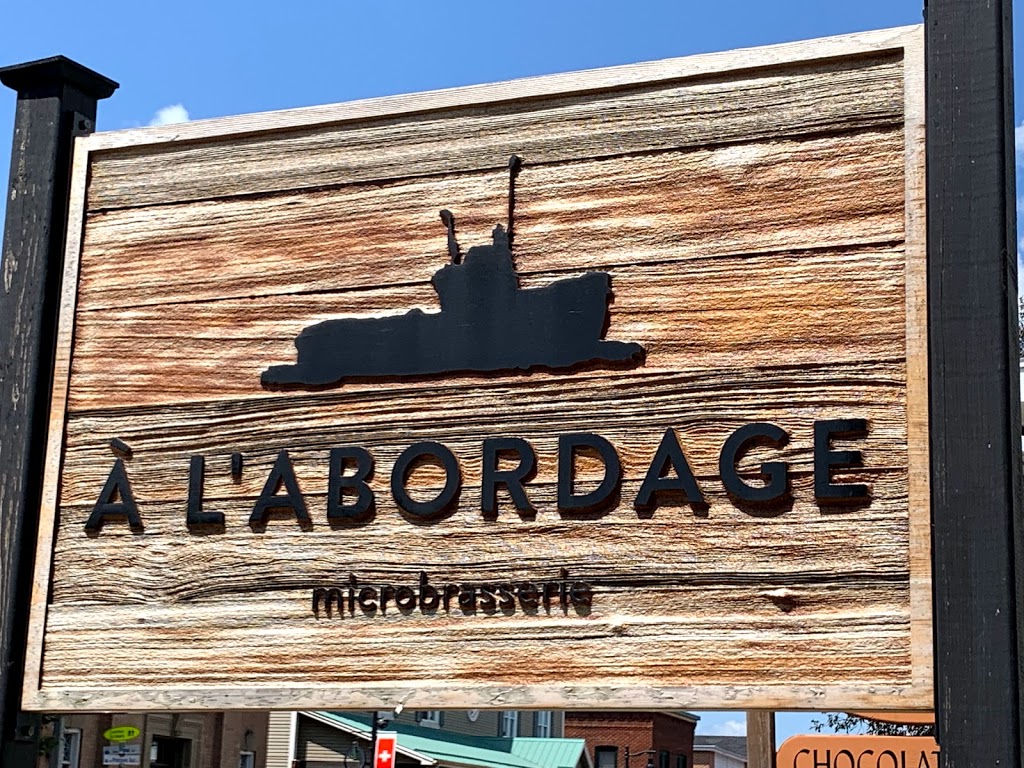 À LAbordage Microbrasserie | 10 Rue Principale Sud St, Sutton, QC J0E 2K0, Canada | Phone: (450) 538-8338