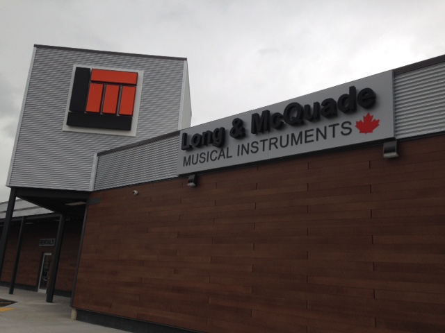 Long & McQuade Musical Instruments | 2762 Princess St, Kingston, ON K7P 2W6, Canada | Phone: (613) 384-9225