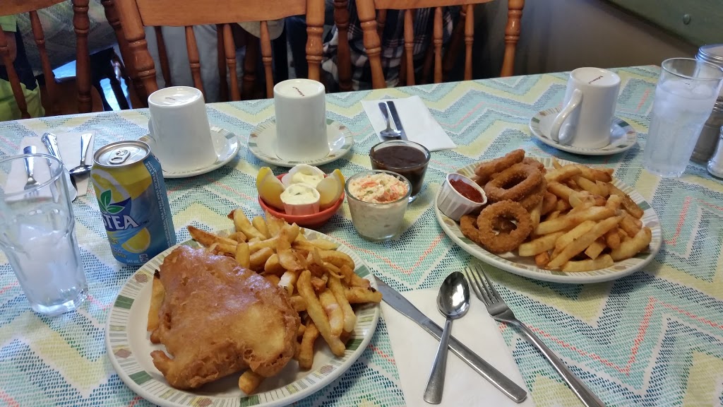 Stouffville Fish & Chips | 5758 Main St, Whitchurch-Stouffville, ON L4A 2T1, Canada | Phone: (905) 640-1732