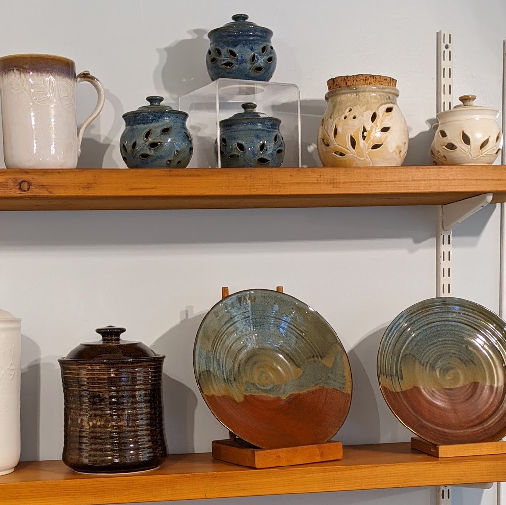 Barn Swallow Pottery | 2530 Concession Rd 6, Greenwood, ON L0H 1H0, Canada | Phone: (905) 427-0598