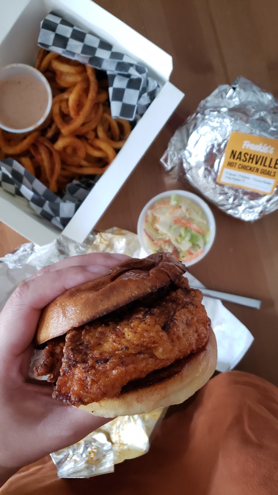 Frankies Nashville Hot Chicken | 1211 R. Lemieux St, Gloucester, ON K1J 1A2, Canada | Phone: (613) 742-9378