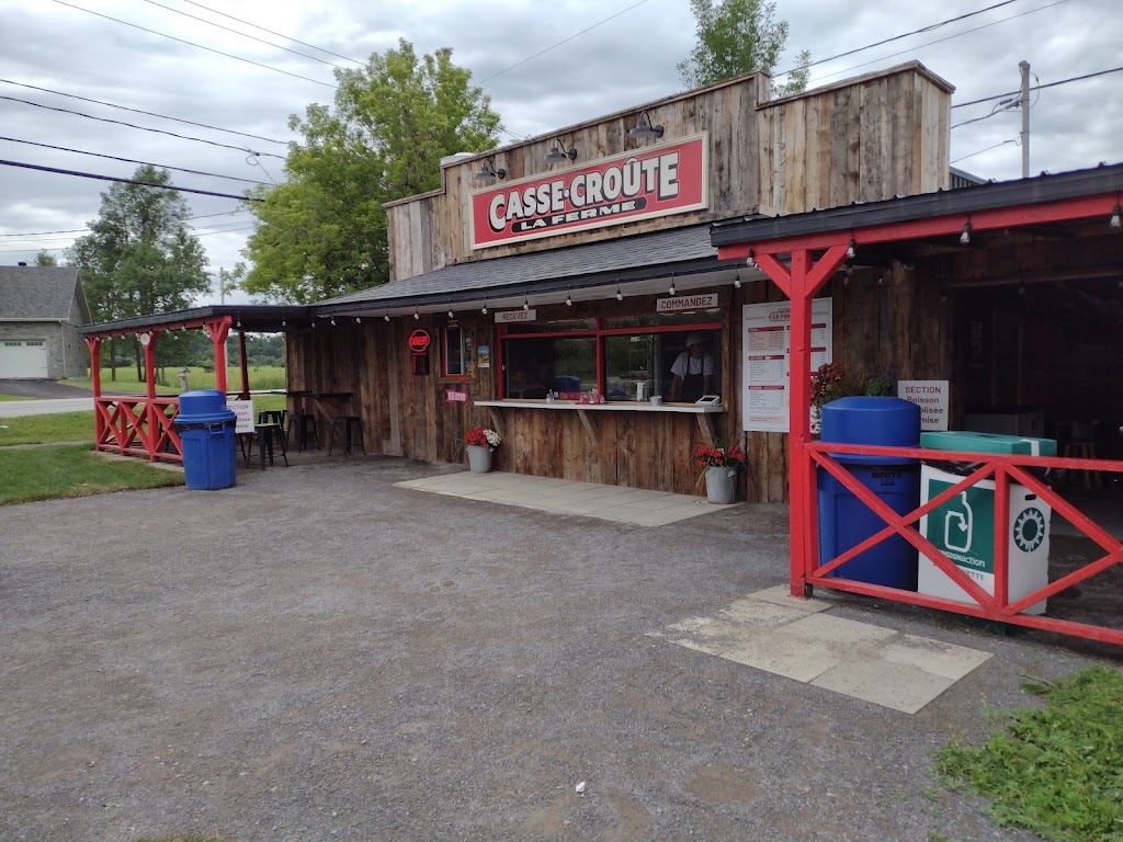 Casse Croûte La Ferme | 180 Rue Mathieu, Deschambault, QC G0A 1S0, Canada | Phone: (418) 286-0021