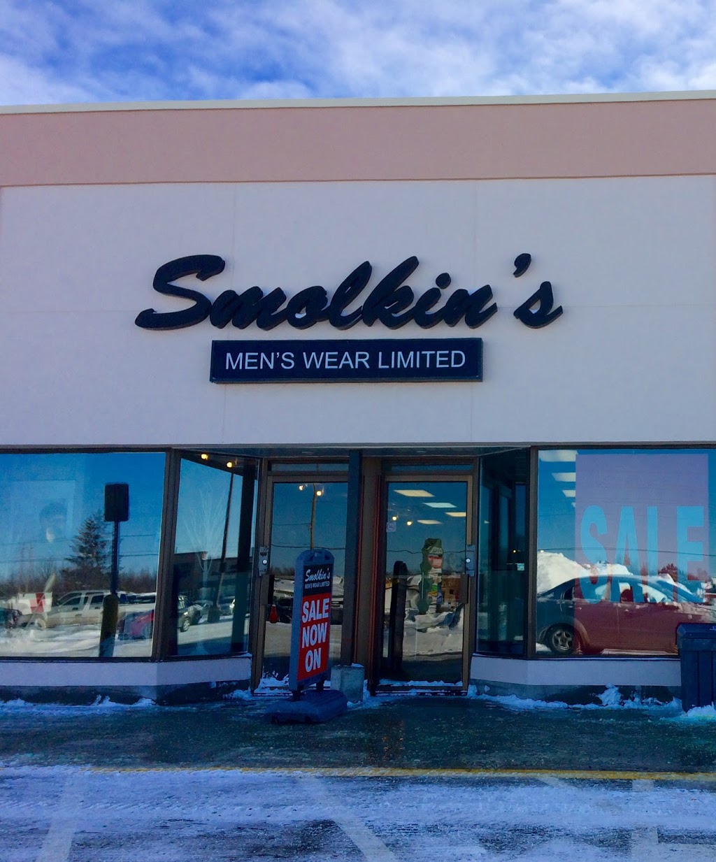 Smolkins Mens Wear Ltd | 2600 County Rd 43, Kemptville, ON K0G 1J0, Canada | Phone: (613) 258-9759
