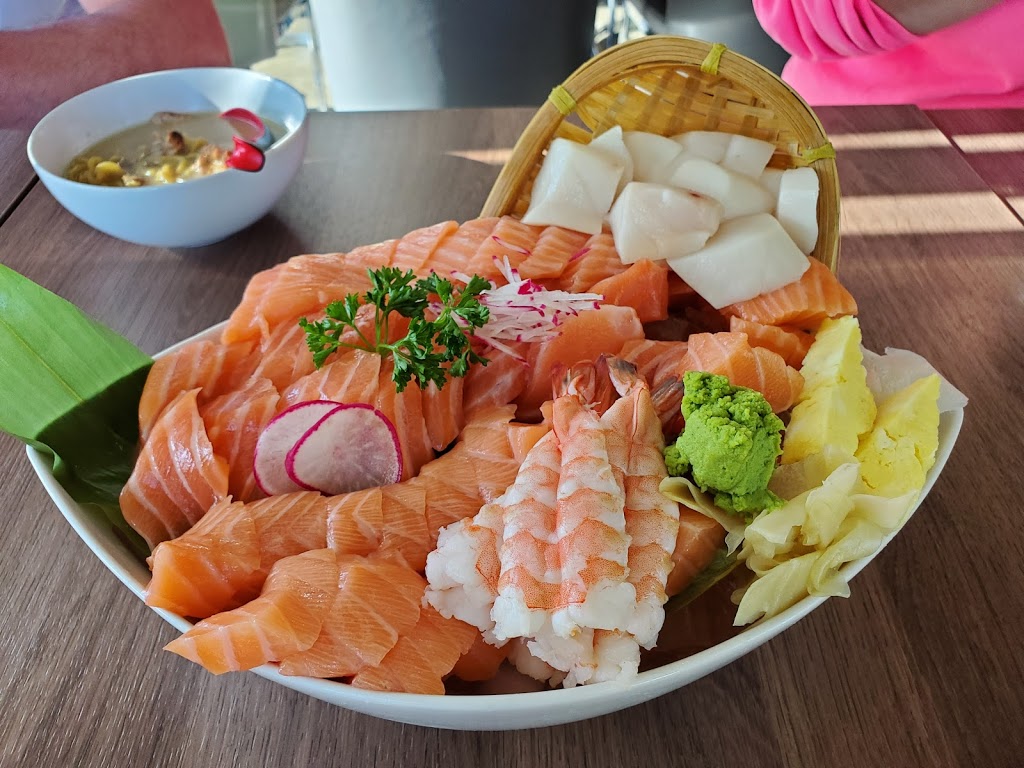 Tokyo Noodle Shop and Sushi Bar | 10430 61 Ave NW #108, Edmonton, AB T6H 2J3, Canada | Phone: (780) 540-2828