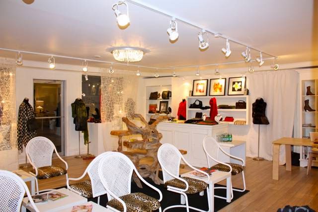 Boutique Prestige | 294 Chemin Knowlton, Knowlton, QC J0E 1V0, Canada | Phone: (450) 242-1400