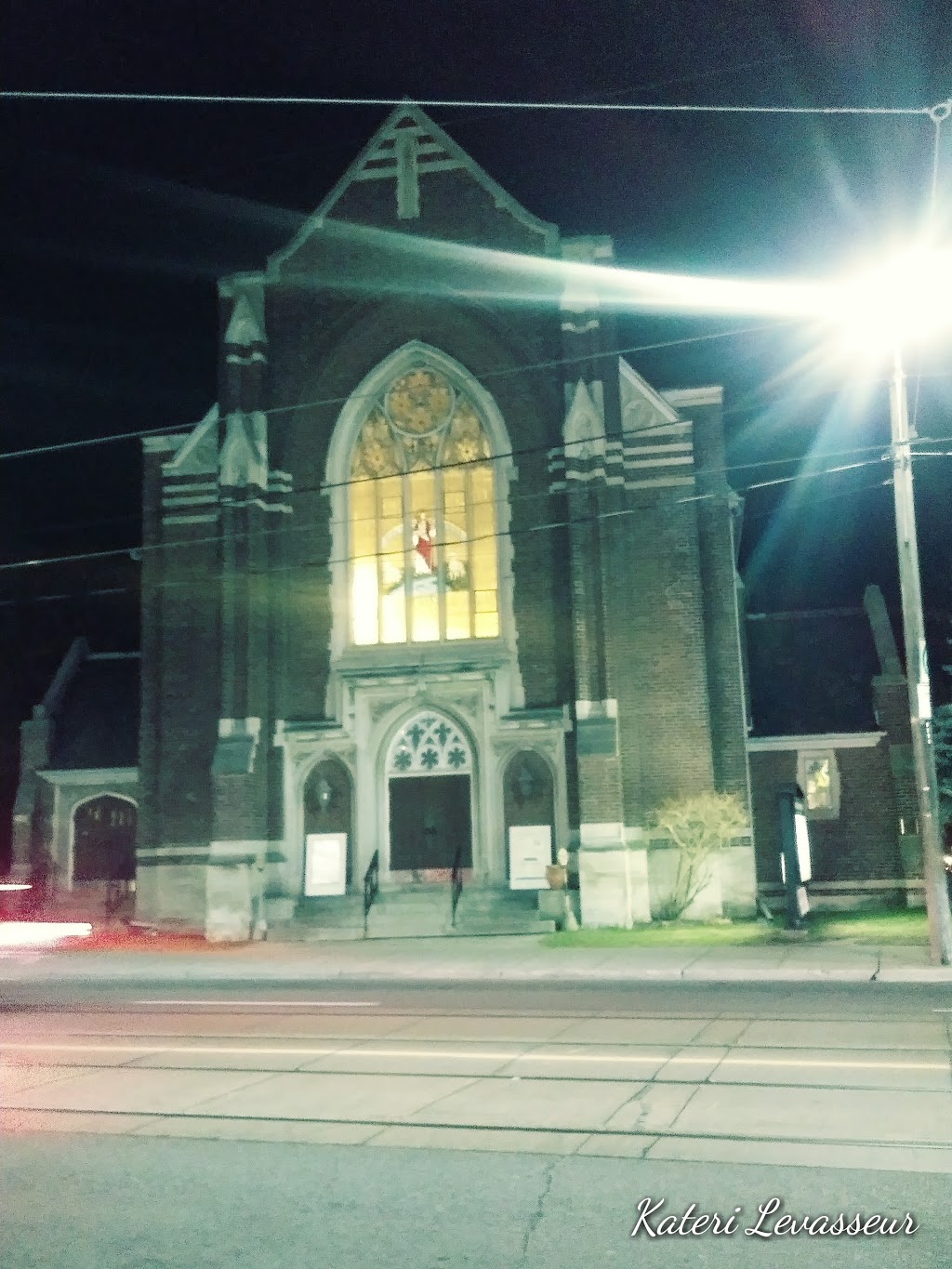 Kingston Road United Church | 975 Kingston Rd, Toronto, ON M4E 1T1, Canada | Phone: (416) 699-6091