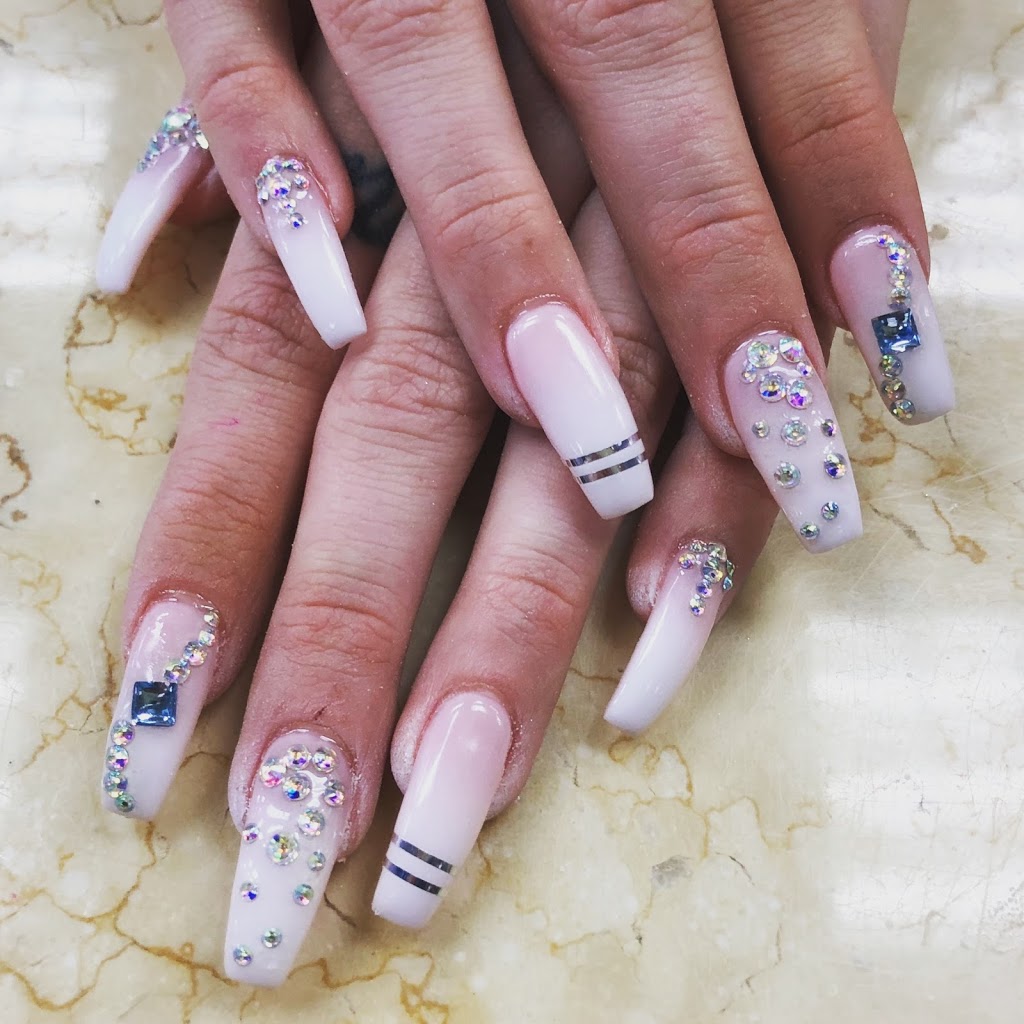 Nailicious | 880 Upper Wentworth St, Hamilton, ON L9A 5H2, Canada | Phone: (905) 538-8300