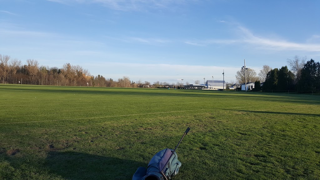 Golf Champ De Pratique | 3231 Chemin Bellerive, Carignan, QC J3L 4S7, Canada | Phone: (450) 658-2754