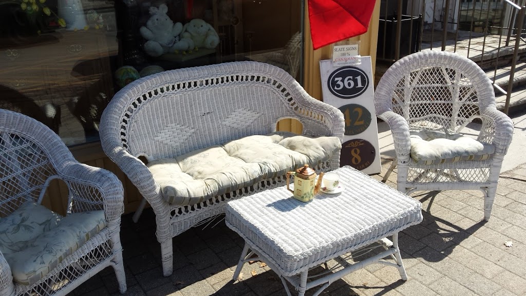 Reids Antiques | 6397 Main St, Whitchurch-Stouffville, ON L4A 1G4, Canada | Phone: (905) 642-9864