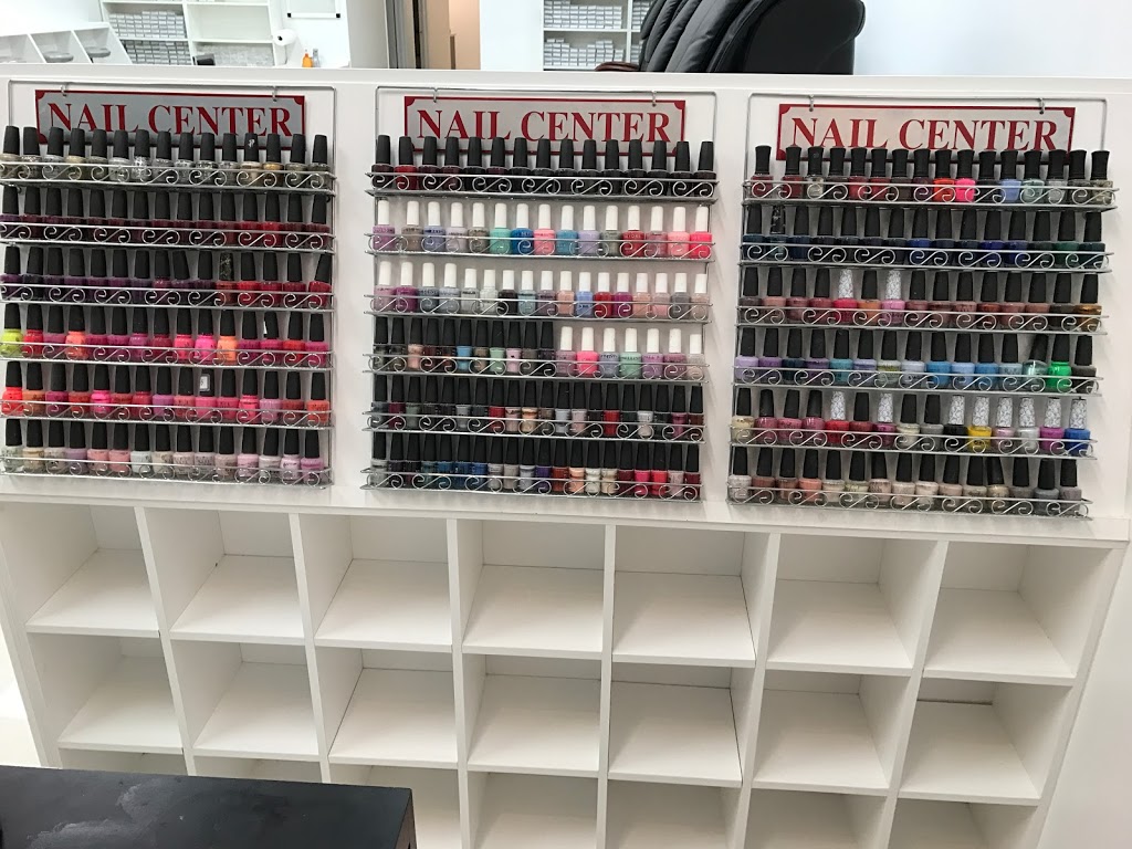 Leahs Nails | 17080 Bathurst St #4, Newmarket, ON L3X 3A5, Canada | Phone: (905) 898-3323