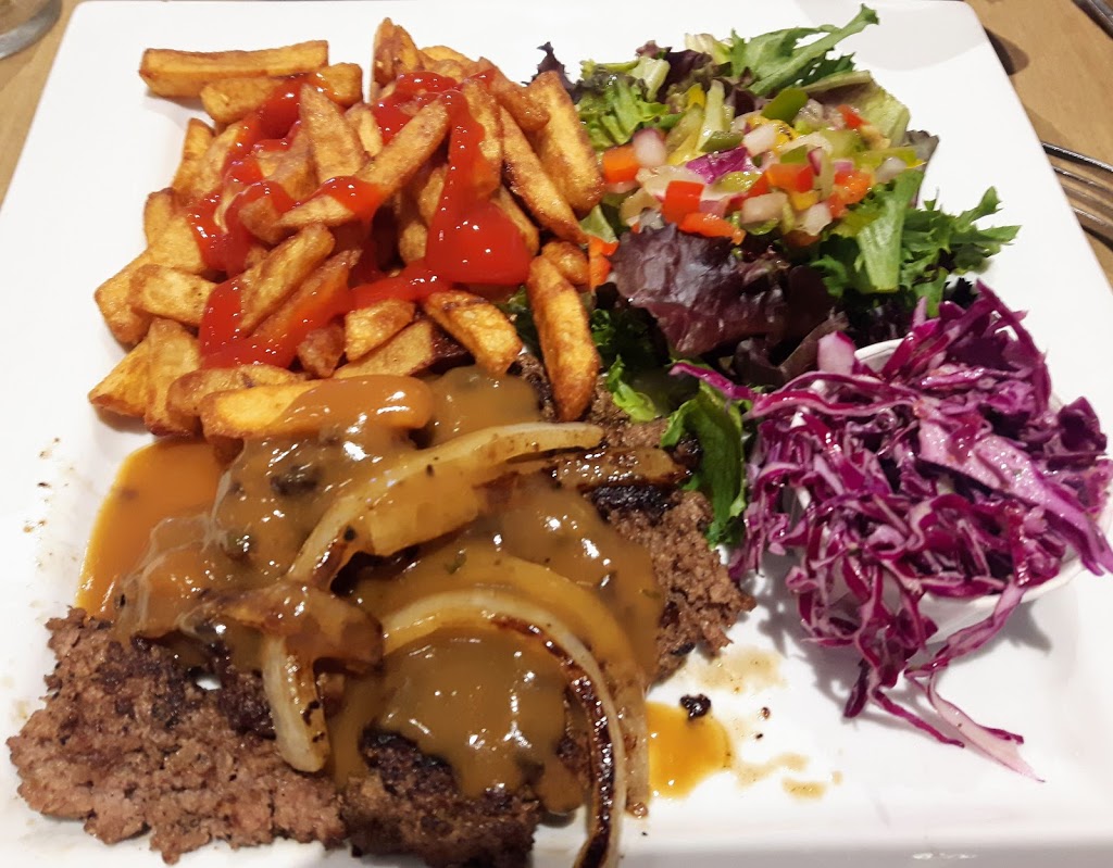 Restaurant Chez Larry | 1131 Rue du Centenaire, Saint-Agapit, QC G0S 1Z0, Canada | Phone: (418) 888-5007