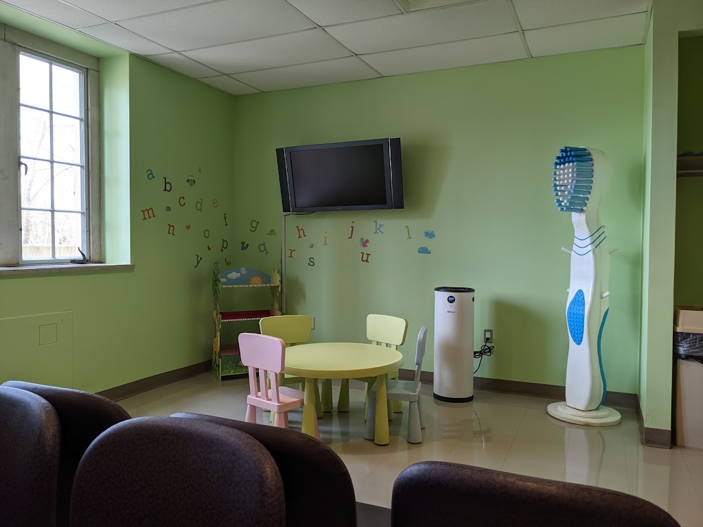 Childrens Dental Clinic | Dental Sciences Building, Elgin Rd #1005, London, ON N6G 2V4, Canada | Phone: (519) 661-3329