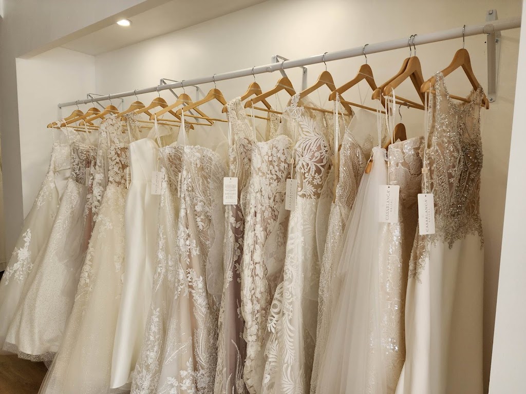 Tansys Bridal and Formal Wear | 555 Dundas St, Woodstock, ON N4S 1C6, Canada | Phone: (519) 290-3455