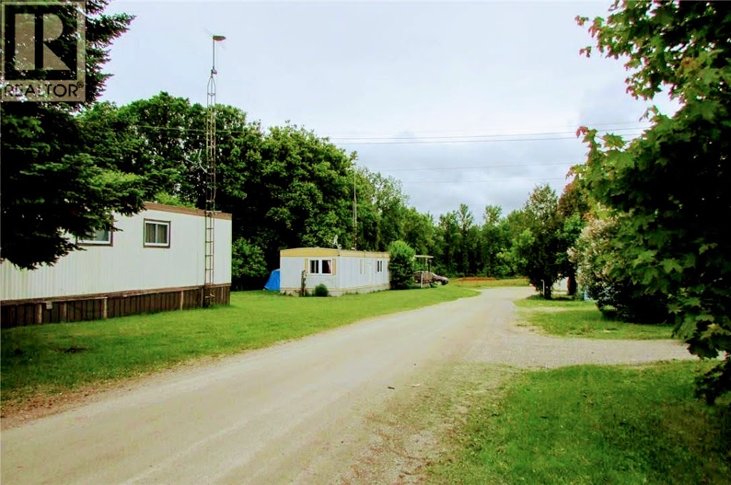 Perth Village Mobile Home Park | 4090 Drummond Concession 2, Perth, ON K7H 3P1, Canada | Phone: (514) 660-4665