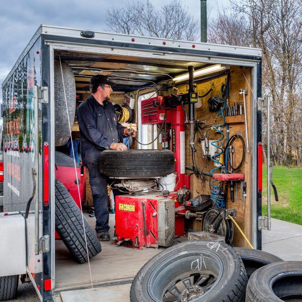 Atelier de Pneus Mobile | 1625 Avenue Ampère local b, Québec, QC G1P 4B8, Canada | Phone: (418) 841-5312