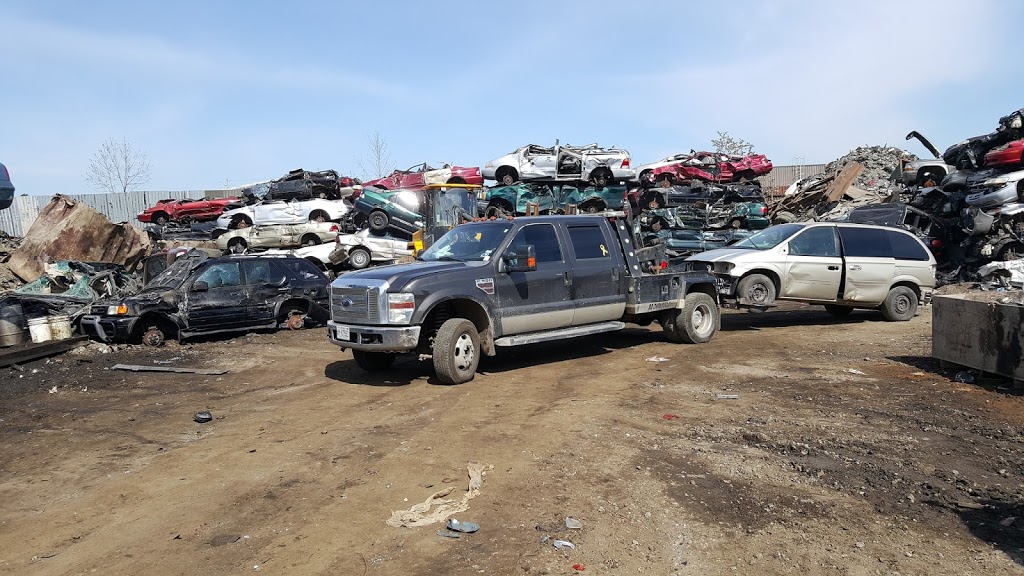 Junk Car Removal Brampton | 17 Knightsbridge Rd unit # 904, Brampton, ON L6T 3X9, Canada | Phone: (647) 694-9876