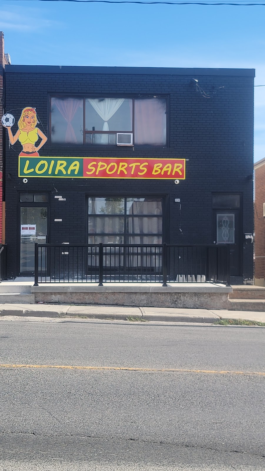 Loira Sports Bar | 2041 Eglinton Ave W, York, ON M6E 4J6, Canada | Phone: (416) 783-2041