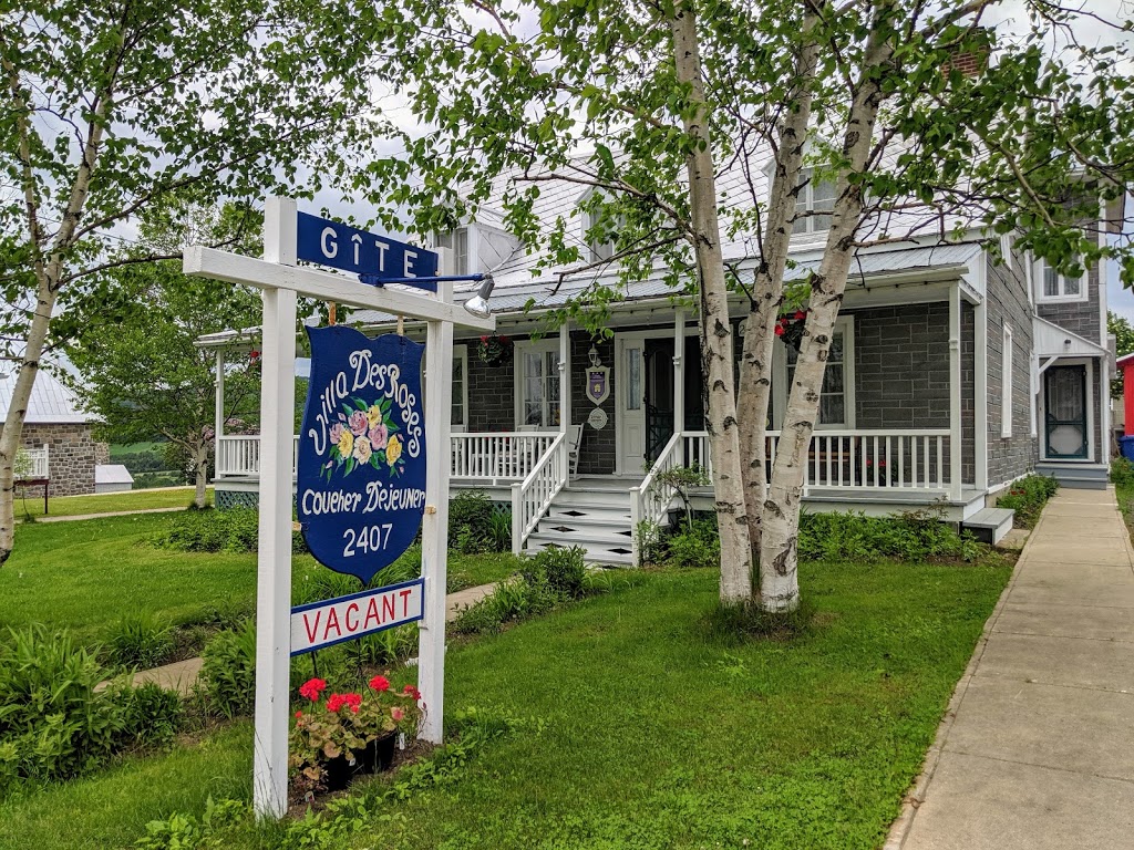 Gîte Villa des Roses | 2407 Route du Fleuve, Les Éboulements, QC G0A 2M0, Canada | Phone: (418) 635-2733