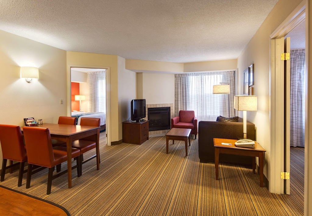 Residence Inn by Marriott Whitby | 160 Consumers Dr, Whitby, ON L1N 9S3, Canada | Phone: (905) 444-9756