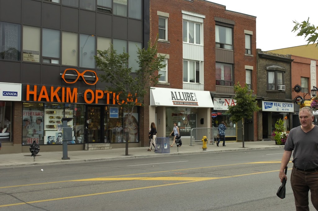 Hakim Optical GTA | 745 Danforth Ave, Toronto, ON M4J 1L4, Canada | Phone: (416) 572-0033