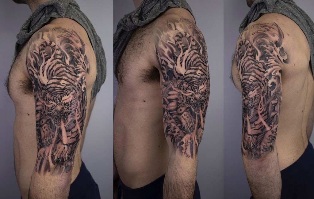 Hon Tattoo Studio Toronto | 6293 Yonge St, North York, ON M2M 3X6, Canada | Phone: (437) 774-9200