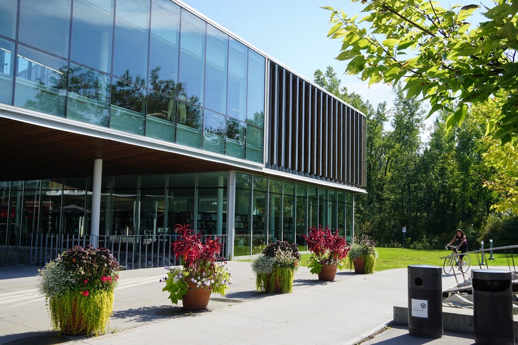 Raymond-Lévesque Library | 7025 Boulevard Cousineau, Saint-Hubert, QC J3Y 0H1, Canada | Phone: (450) 463-7180