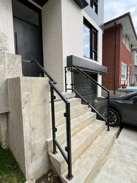 TATSH Railings INC | 87 Three Valleys Dr, North York, ON M3A 3B8, Canada | Phone: (365) 994-4488