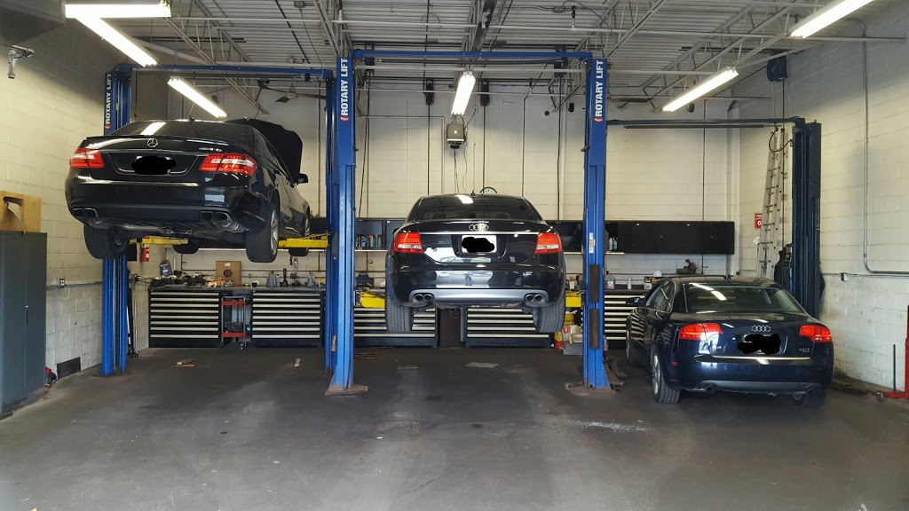 Audi Repair Mississauga- Lorne Park Car Centre | 2133 Royal Windsor Dr #46, Mississauga, ON L5J 1K5, Canada | Phone: (905) 823-8787