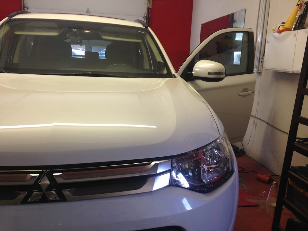 Vivid Shades Car Window Tinting | 60 Racine Rd, Etobicoke, ON M9W 2Z7, Canada | Phone: (647) 362-7474