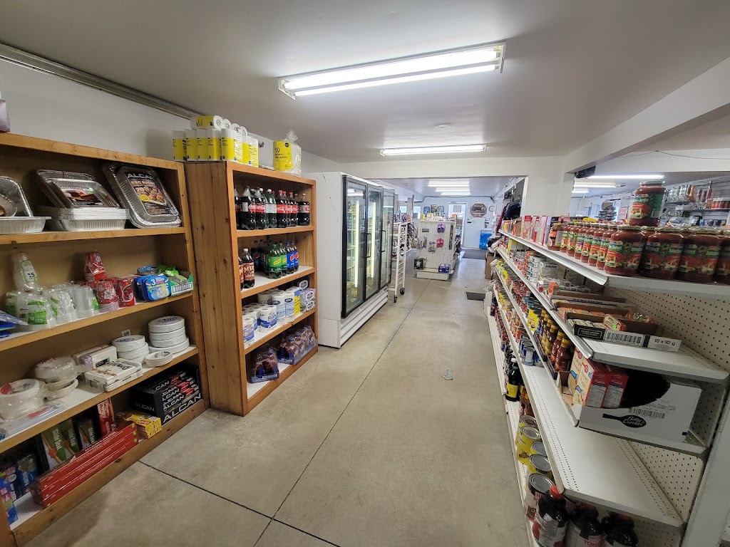 Madawaska Country Store, Gas & liquor shop | 25203 ON-60, Madawaska, ON K0J 2C0, Canada | Phone: (613) 637-1149