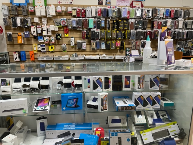 Phone Fix-4-Less | River View Crossing Mall Adj to food court, 3210 118 Ave NW Unit 124, Edmonton, AB T5W 4W1, Canada | Phone: (587) 532-9498