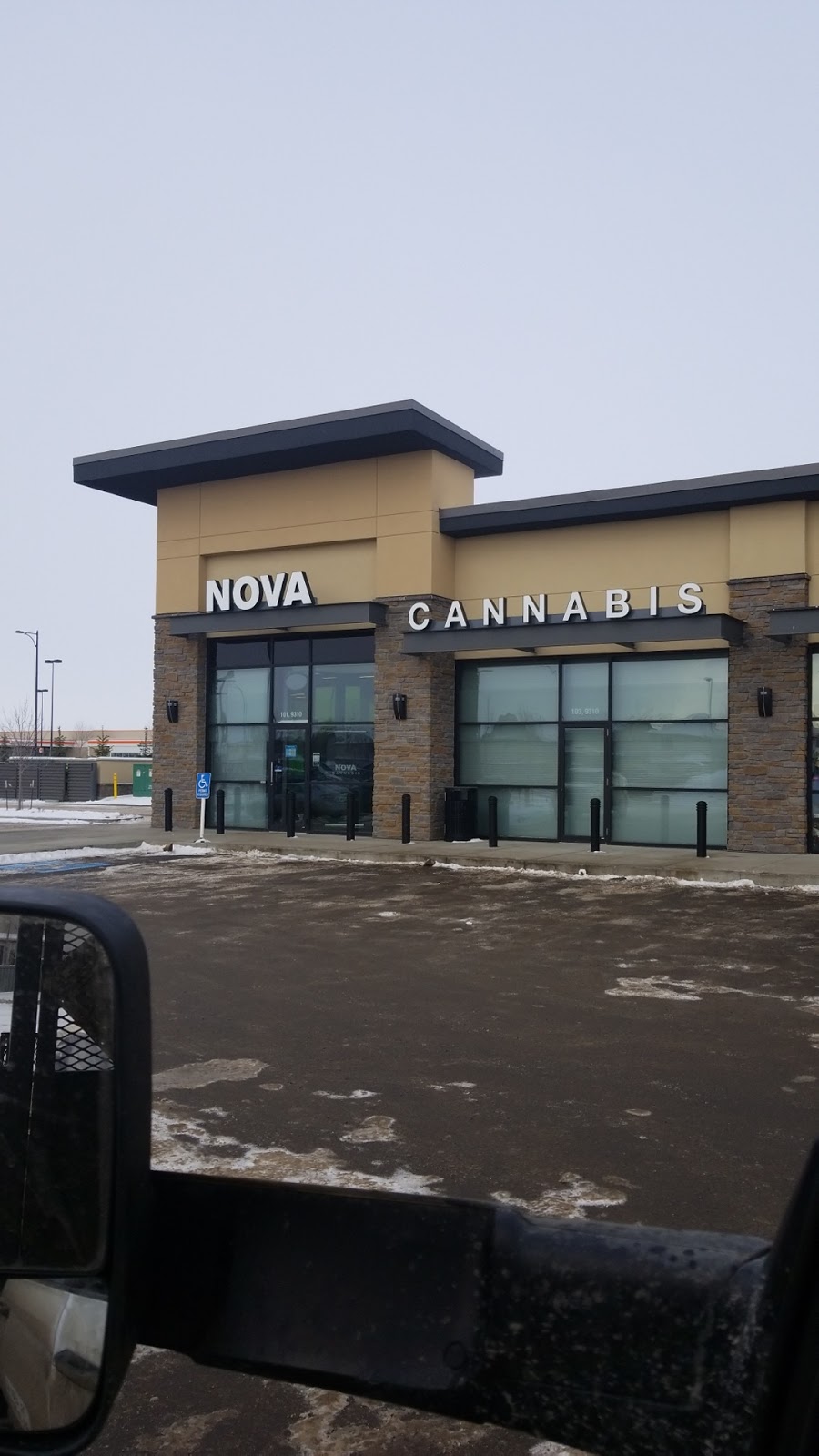 NOVA Cannabis Southpointe | 9310 Southfort Dr Unit 101, Fort Saskatchewan, AB T8L 0C5, Canada | Phone: (587) 285-2556