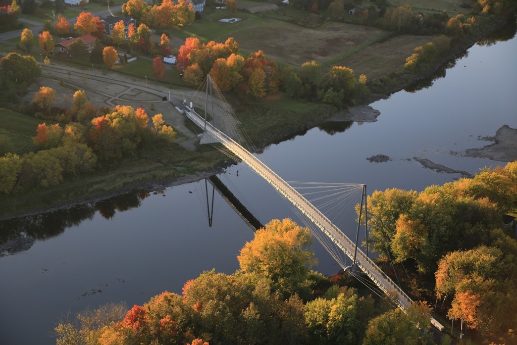 Pont Famille Beshro | 1055 Rue Notre Dame N, Sainte-Marie, QC G6E 2L2, Canada