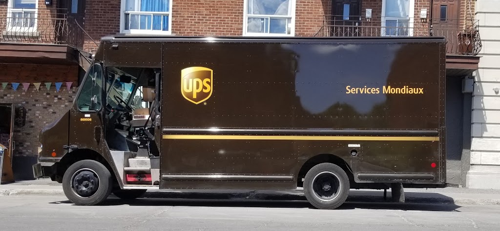 The UPS Store | Inside / Dans Walmart, 110 Bd Arthabaska O #552, Victoriaville, QC G6S 0W7, Canada | Phone: (819) 758-3030