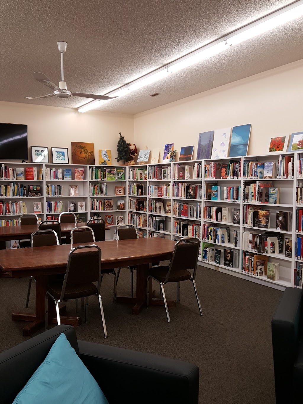 Mossbank Branch Public Library | 310 Main St, Mossbank, SK S0H 3G0, Canada | Phone: (306) 354-2474