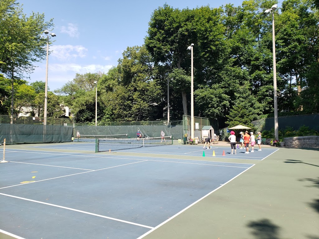 North Toronto Tennis Club | 200 Lytton Blvd, Toronto, ON M4R 1L4, Canada | Phone: (416) 482-6498