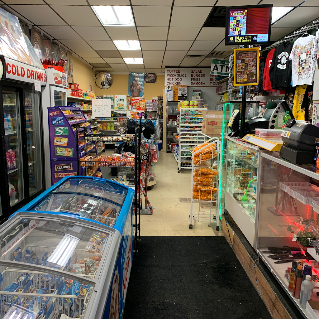 Golden Moon Convenience Store | 11722 82 St NW, Edmonton, AB T5B 2W1, Canada | Phone: (780) 250-2288