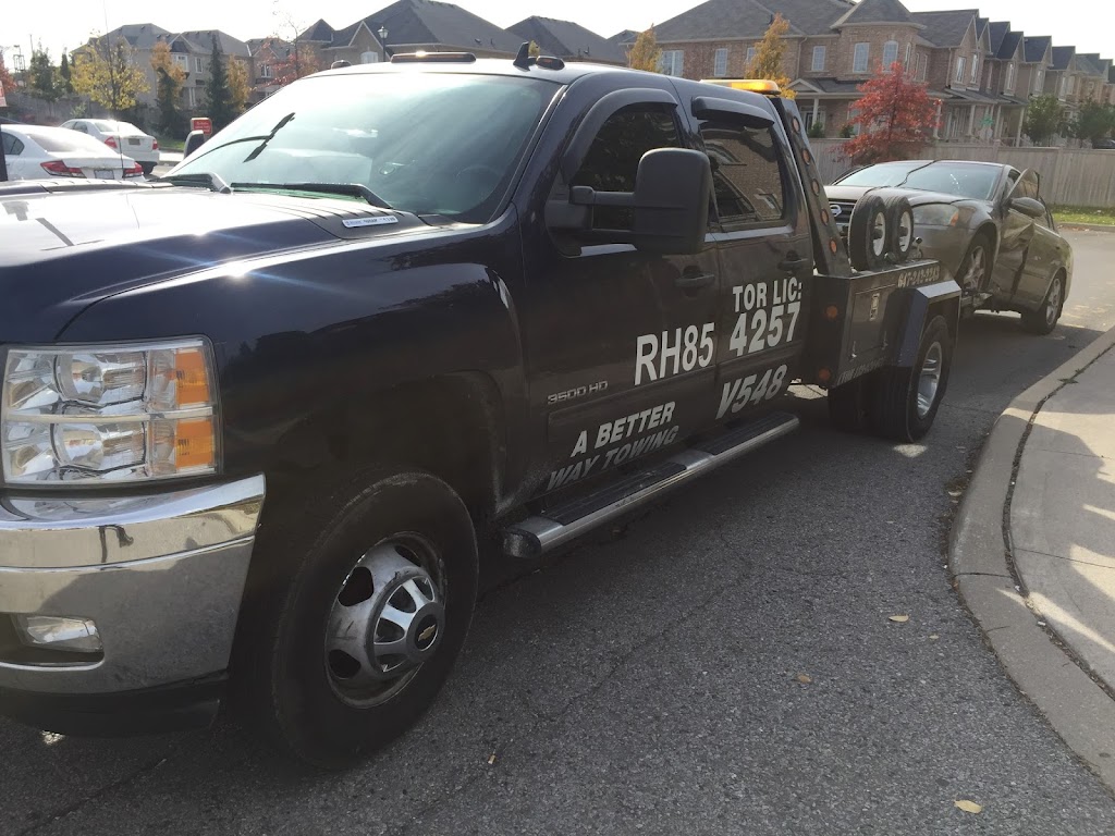 Towing Vaughan | 65 Forest Run Blvd, Concord, ON L4K 5J6, Canada | Phone: (647) 242-2243